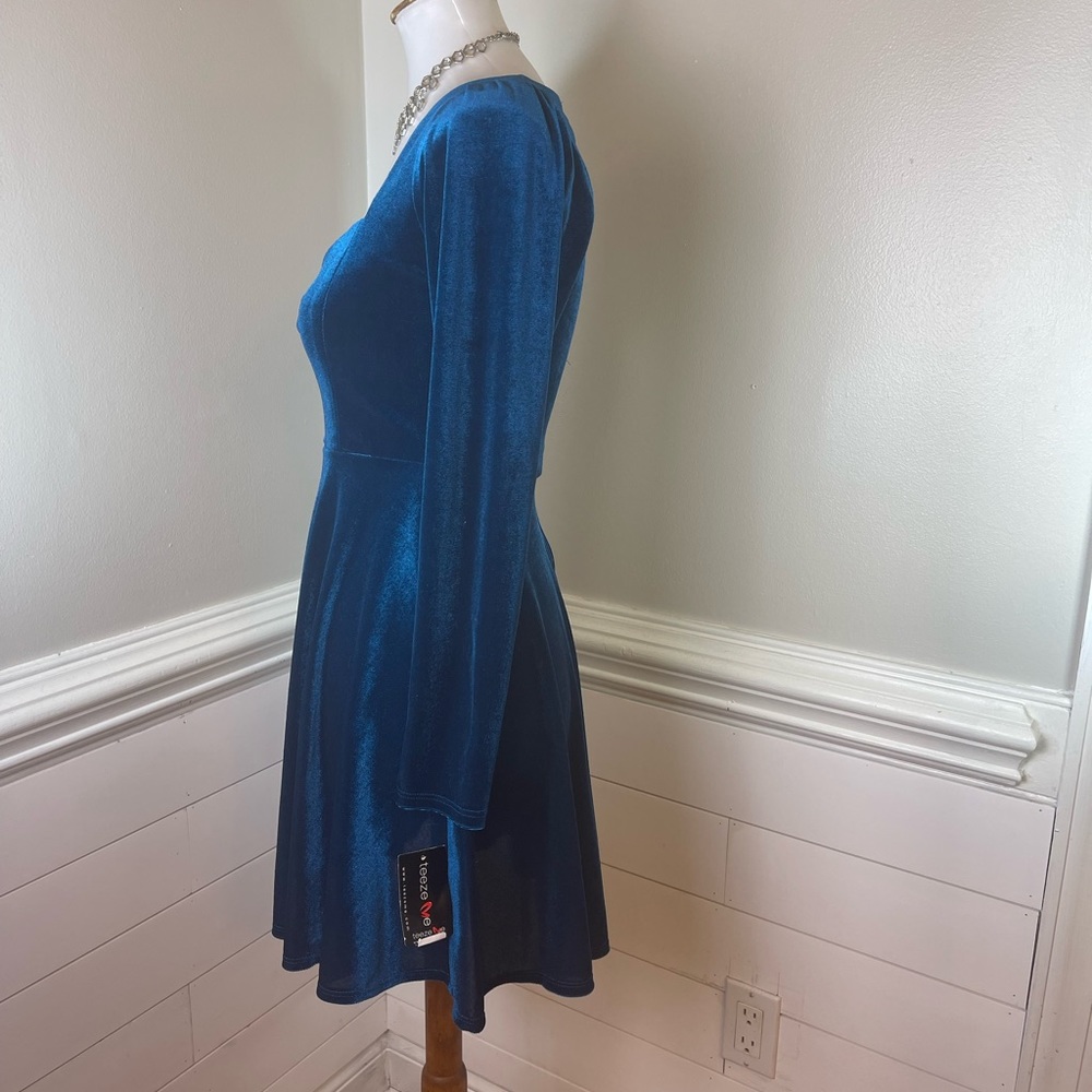 Teeze Me Crushed Velvet Dress 5 (jr) FREE SHIP - Picture 2 of 4